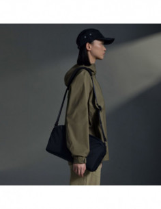 Urth Dolomite 8L Camera... 2