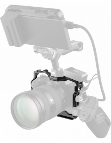 SmallRig 5583 Cage with Airtag Slot...