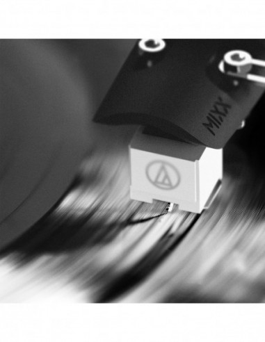 MIXX Vinyl Record Player Incl...