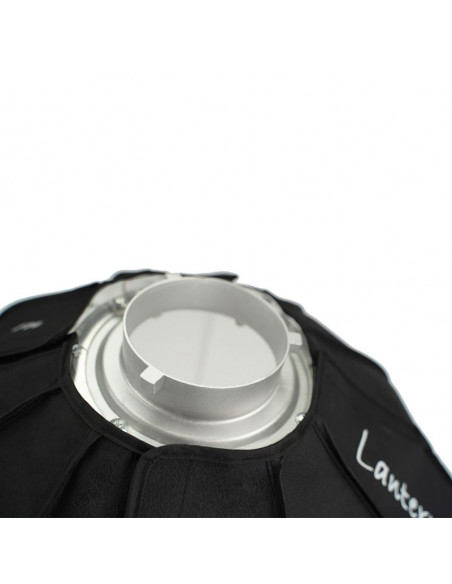 Bowens fatning på Lantern