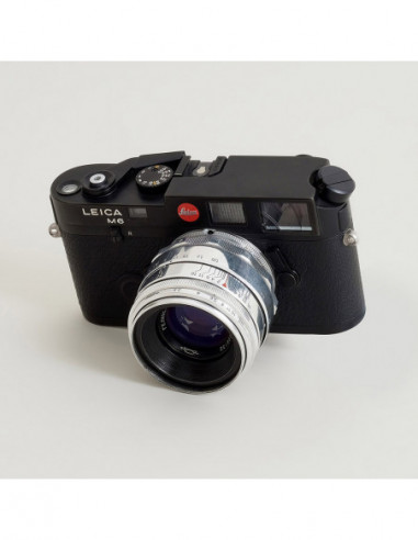 Lens Mount Adapter: Compatible with...