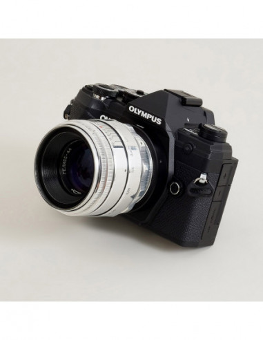 Lens Mount Adapter: Compatible with...