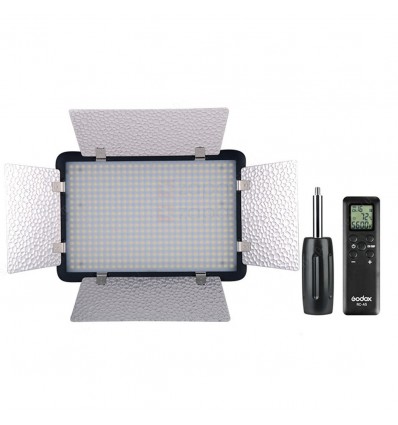 Godox LED500 KIT med 3 LED lampe med barndoors incl. taske 9