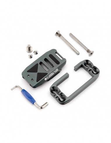 Ellie Short with PEAK DESIGN CAPTURE...