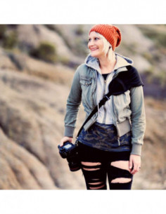 BlackRapid Nicole Elliot...