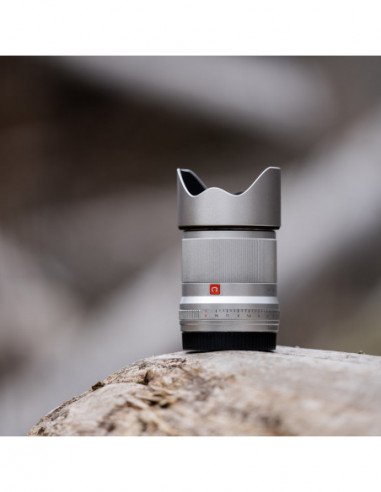 Z 33 F1.4 AF Nikon Z Mount APS C Silver