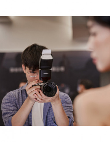 TT520III Camera Flash with LCD Screen