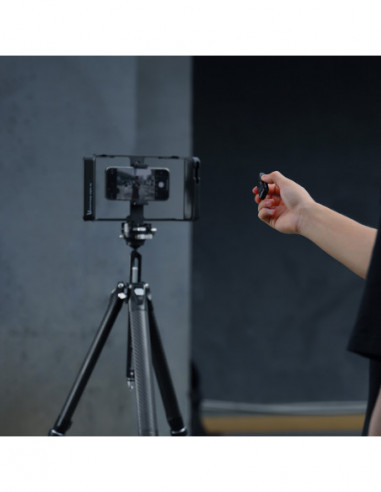 MA05 Universal Phone Cage